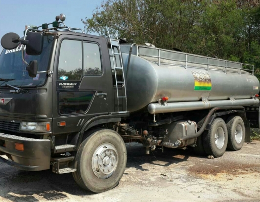 สิบล้อ ฮีโน่ FM1J 210เพาเดียว บรรทุกน้ำมัน16,000ลิต สภาพดีสวยพร้อมใช้ ทะเบียนพร้อมโอน ราคา 690,000บ ถูกๆ ต่อรองได้ ครับๆ