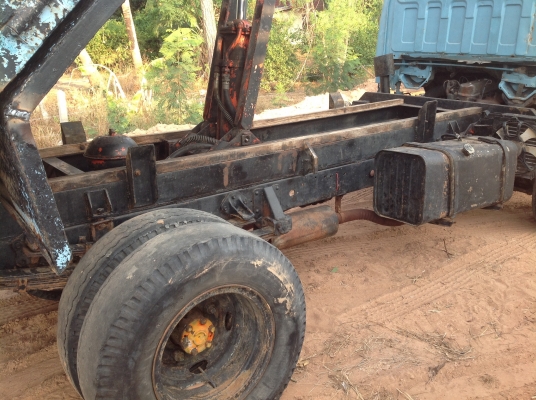 ขาย 135.000บาท 6ล้อดั้ม5คิวเครื่อง100แรง สวยถูกดีพร้อมใช้งาน (รถประกอบไม่มีทะเบียน)