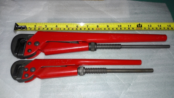 ขายคอม้าทาปาเรียแพ็คคู่12"กับ15"งานเก่าเก็บสิบกว่าปีเหล็กดี