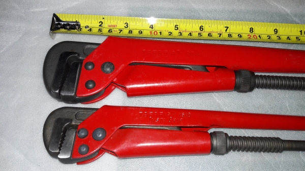 ขายคอม้าทาปาเรียแพ็คคู่12"กับ15"งานเก่าเก็บสิบกว่าปีเหล็กดี ขายคอม้าทาปาเรียแพ็คคู่12"กับ15"งานเก่าเก็บสิบกว่าปีเหล็กดี