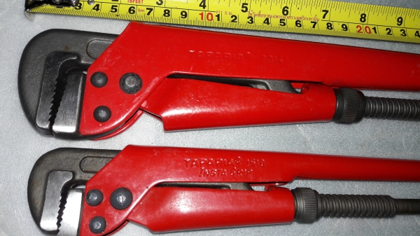 ขายคอม้าทาปาเรียแพ็คคู่12"กับ15"งานเก่าเก็บสิบกว่าปีเหล็กดี ขายคอม้าทาปาเรียแพ็คคู่12"กับ15"งานเก่าเก็บสิบกว่าปีเหล็กดี