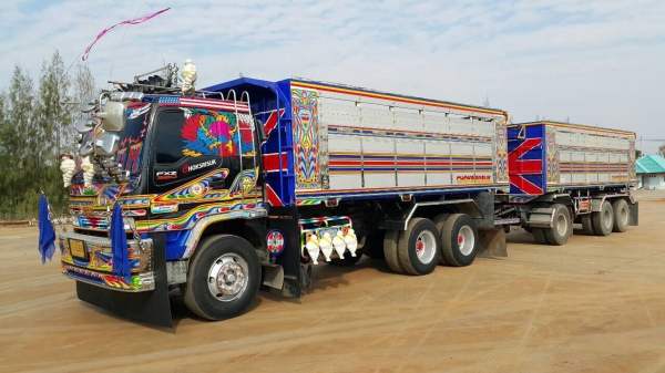 ขายสิบล้อพ่วง 270แรง FXZ23NZ247000242 ยูโรทูเครื่องดำ 6SD1-400902 ปี49ปลายปี ลูก3เพลายังไม่ลงเล่ม