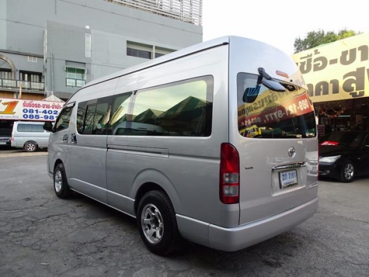 โทร 0922726669 คุณตันหยงรถตู้เบสมือสองฝั่งธนฯ TOYOTA COMMUTER ดีเซลล์ ปี 12 รคา 899,000 บาท