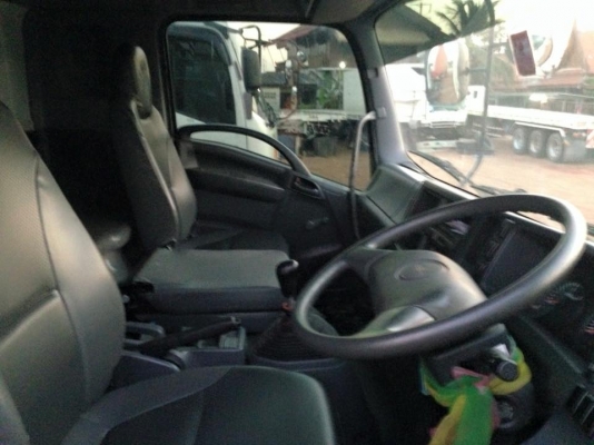 ขาย6ล้อคอกเหล็ก ยาว7.50 ม. 240แรงม้า ปี56