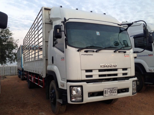 ขาย6ล้อคอกเหล็ก ยาว7.50 ม. 240แรงม้า ปี56