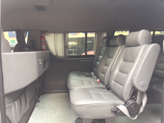 โทร0877758887นางเบสท์รถตู้ท่าพระดีเซล10เบาะสามแถว