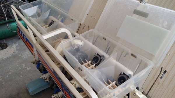 นำเข้าจากญี่ปุ่น รถดำนานั่งขับ ISEKI   รุ่น PA500D  เก่าญี่ปุ่น พร้อมกล่องหยอดปุ๋ยด้านท้าย ดำนา 5 แถว สภาพสวย