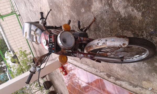 ขาย A100 ราคา 5,500 บาท ไม่รวมส่ง ขาย A100 ราคา 5,500 บาท ไม่รวมส่ง