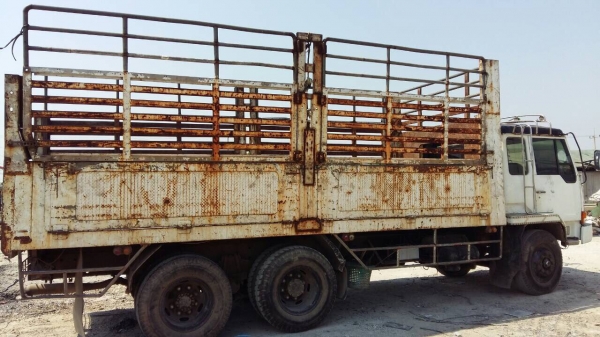 มิตซูบิชิ FN516 เครื่อง 6d15 10 ล้อเพลาเดียว ยาว 6 เมตร  รถส่วนบุคคล ทบ.พร้อม