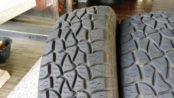 ยาง mickey thomson baja stz 265/75/16 ปี 2015 สภาพเกือบ 100\%