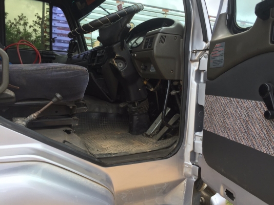 10ล้อหัวลาก320แรงNISSAN UD CWM454M ...รถสวยเดิม สภาพดีมาก เก็บสีแล้ว เล่มพร้อมยางสวย...