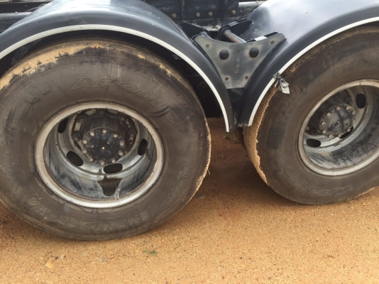 10ล้อหัวลาก320แรงNISSAN UD CWM454M ...รถสวยเดิม สภาพดีมาก เก็บสีแล้ว เล่มพร้อมยางสวย...