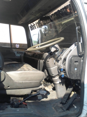 รถบรรทุกหัวลาก HINO พร้อมหาง รถบรรทุกหัวลาก HINO พร้อมหาง