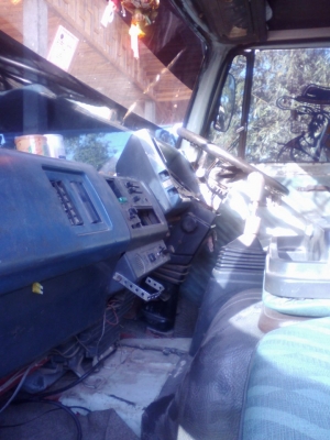 ขาย 6 ล้อ ดั้ม ISUZU  175 แรง