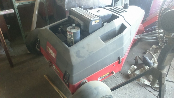 Toro HydroJect 3000 ขายรถฉีดน้ำใต้กรีนมือสอง ราคา 85,000บาท 0835662999 Lineid:hs4trp