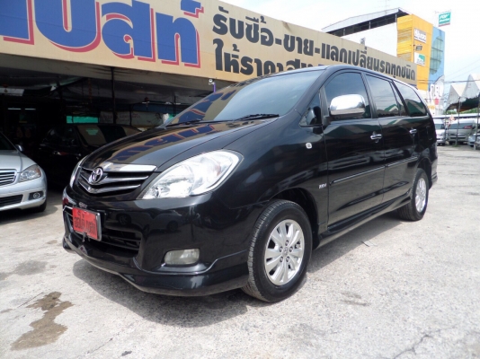 TOYOTA INNOVA 2.0V AT ปี2010โทร 098-919-0195 ดาว ออโต้เบสท์