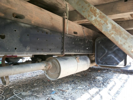 รถบรรทุก ISUZU 6 ล้อใหญ่ ปี 48 ยาว 5 เมตร เครื่อง 130 แรง เทอร์โบ ราคา 530,000 บ.รถอยู่ปทุมธานี