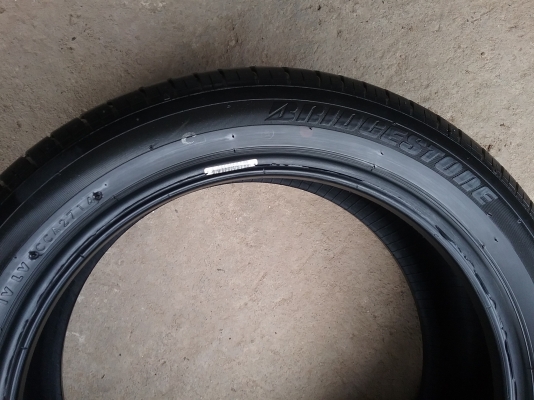 ยางBRIDGESTONE รุ่น TURANZA ER33 195 50R16สัปดาห์ที่27ปี2014 สภาพสวยมากๆ ดอกเยอะมากๆ