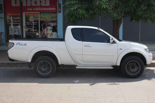 ขายครับบบบบ - triton plus top ขับ 2 - ปี 11-11-2011 - แม็ก 18" ยางเปลี่ยนได้เดือนเดียว