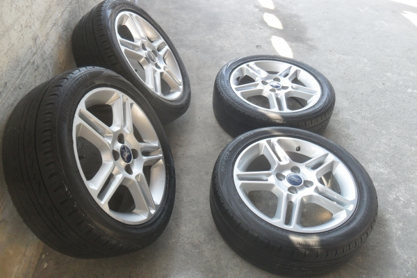 ล้อแม็ก16นิ้ว4รู100 ฟอด พร้อมยาง สวยๆ 4 ล้อ ราคา 5900 บาท ล้อแม็ก16นิ้ว4รู100 ฟอด พร้อมยาง สวยๆ 4 ล้อ ราคา 5900 บาท