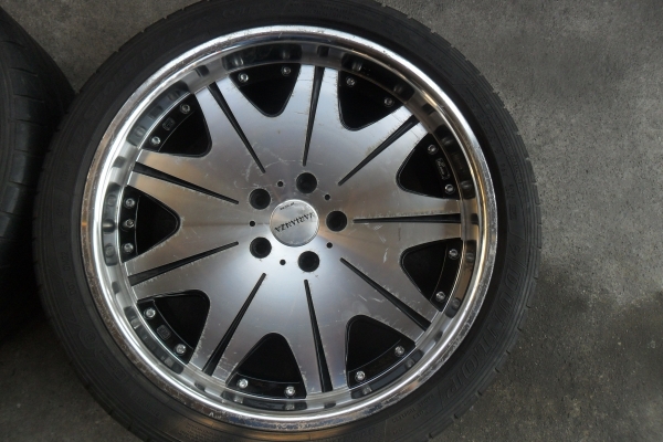 ล้อแม็ก19นิ้ว5รู114 พร้อมยาง สวยๆ 4 ล้อ ราคา 9900 บาท