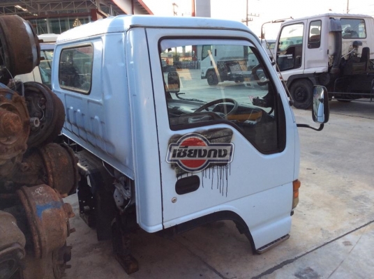 หัวเก๋ง ISUZU NPR การ์ตูน