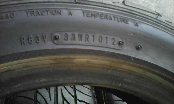 205/50R16 DUNLOP SP SPRRT LM703 ชุด 4 เส้น TEL.081-427-3941 ไอดีไลน์ autobot107 205/50R16 DUNLOP SP SPRRT LM703 ชุด 4 เส้น TEL.081-427-3941 ไอดีไลน์ autobot107