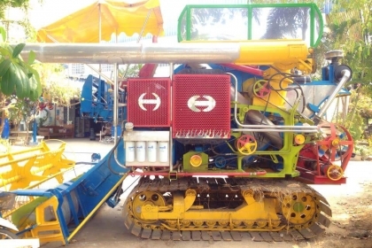 รถเกี่ยวข้าว