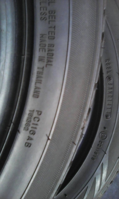 195/55R15 DUNLOP SP SPORT LM704 ปี14 มี 2 เส้น tel.081-427-3941 ไอดีไลน์ autobot107 195/55R15 DUNLOP SP SPORT LM704 ปี14 มี 2 เส้น tel.081-427-3941 ไอดีไลน์ autobot107