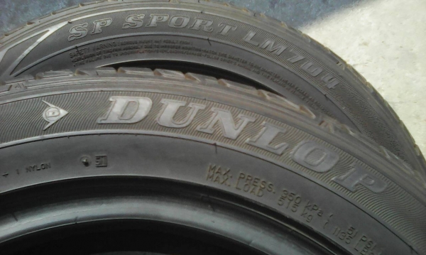 195/55R15 DUNLOP SP SPORT LM704 ปี14 มี 2 เส้น tel.081-427-3941 ไอดีไลน์ autobot107 195/55R15 DUNLOP SP SPORT LM704 ปี14 มี 2 เส้น tel.081-427-3941 ไอดีไลน์ autobot107
