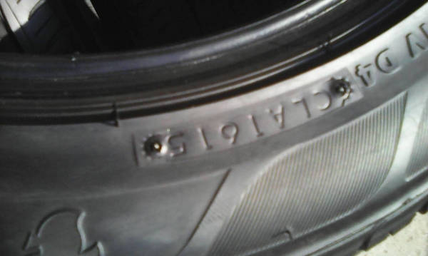 185/55R15 FIRESTONE TZ700 ปี2015 และ ปี2013 ชุด 4 เส้น tel.081-427-3941 ไอดีไลน์ autobot107 185/55R15 FIRESTONE TZ700 ปี2015 และ ปี2013 ชุด 4 เส้น tel.081-427-3941 ไอดีไลน์ autobot107