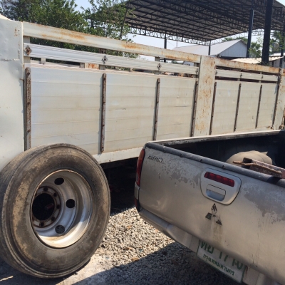 ขายกระบะดั้มพิเนียมสามิตรกระบอก15ตันสภาพสวยพื้นดี