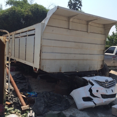 ขายกระบะดั้มพิเนียมสามิตรกระบอก15ตันสภาพสวยพื้นดี