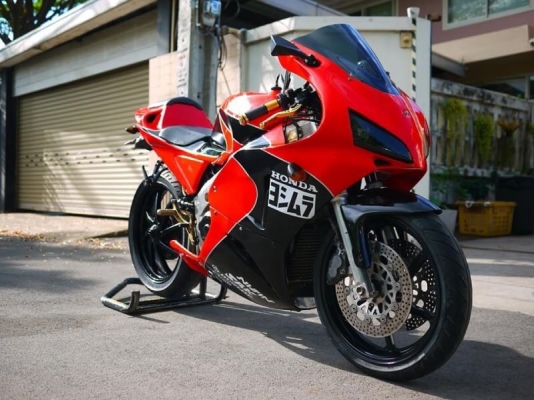 ขาย Honda VFR Nc30 พร้อมทะเบียนแท้ เครื่องสดๆ พร้อมออกทริป ขาย Honda VFR Nc30 พร้อมทะเบียนแท้ เครื่องสดๆ พร้อมออกทริป