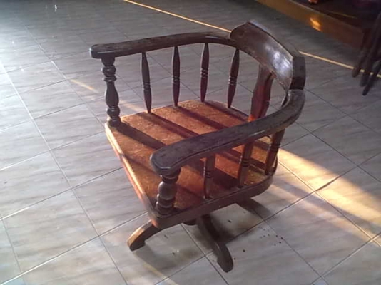 ขายเก้าอี้ไม้สักเก่า