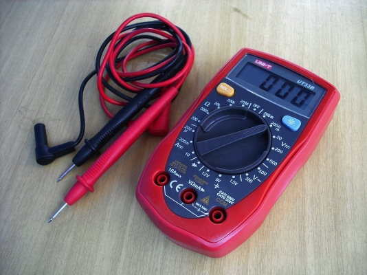 ดิจิตอลมัลติมิเตอร์ UNI-T UT 33Bขนาดเล็ก