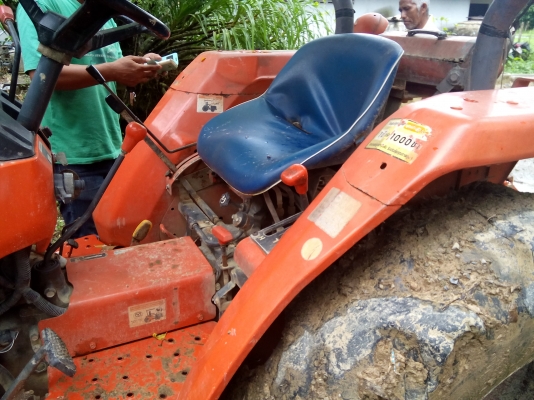 (ปิดการขายแล้วคับไปสตุล )รถไถ่คูโบต้ารุ่น 3408   พร้อมใช้งาน  เล่มพร้อม.....