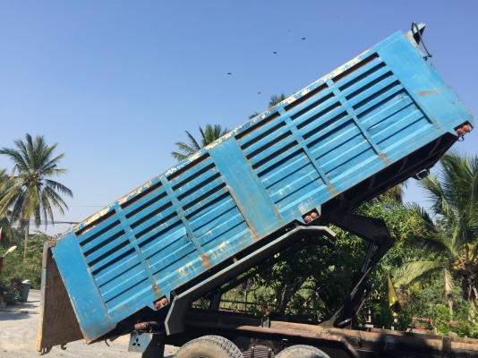 ขาย กระบะดั้ม-พร้อมกระบอก ปั๊ม ยกชุด ขาย กระบะดั้ม-พร้อมกระบอก ปั๊ม ยกชุด