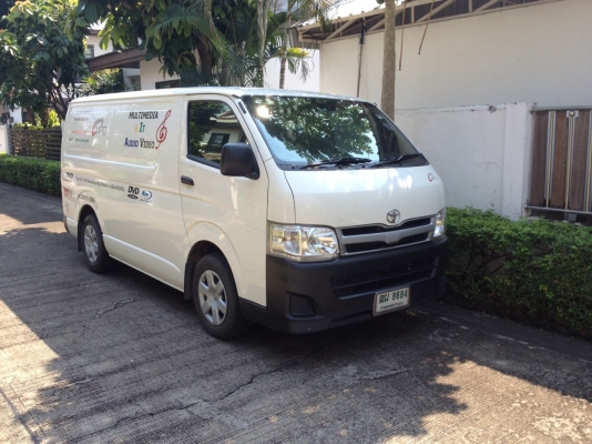 รถตู้ทึบ หลังคาเตี้ย สภาพดี