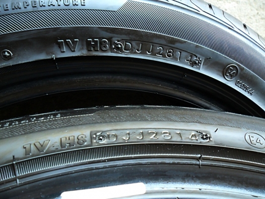 ยางขอบ17  บริดสโตน 225-45-R17ลงพื้นปี15 (4เส้น 4,600)