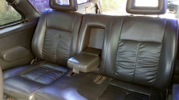 ขายรถที่บ้านด่วนสวยพร้อมใช้งานปี93 พวงมาลัยพาวเวอร์แท้ เครื่องช่วงล่างดีคัทซีสวยปิ๊ง ขับแน่นๆ CD MP3 แอร์หน้าหลังเย็นเจี๊ยบบ แม็ก15