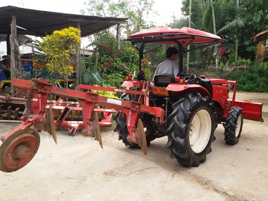 หาชื้อรถไถยันม่าร์393T เชิณมาหาเราครับ มีไบมีด1อันและผาน3ทีเอ็มชี1อันสวยๆเดิมๆ พร้อมทะเบียนขายใน  ราคา295000บาท รถอยู่วังบัว คลองขลุง กำแพงเพชร    สนใจสอบุถามได้ที่081 3655997 อำพร  พาเจริญ  ราคาต่อรองได้อีกนะครับ