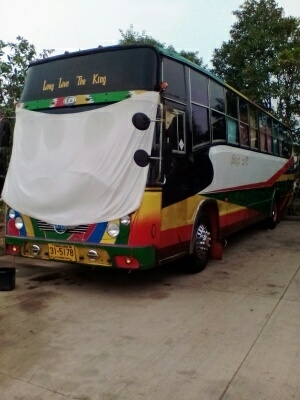 รถบัส นิสสัน nissan