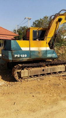 ขายแบคโฮ Komatsu PC120-3 มีลายหัวเจาะพร้อมบุ้งกี๋ 2 ใบ