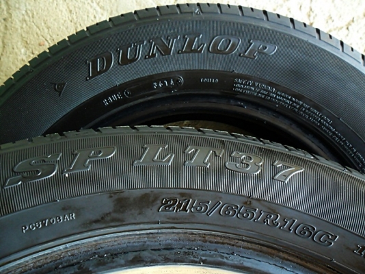 ยางกระบะขอบ16 ดันล็อป215-65-R16 ลงพื้นปี15 (2เส้น1,800) ยางกระบะขอบ16 ดันล็อป215-65-R16 ลงพื้นปี15 (2เส้น1,800)