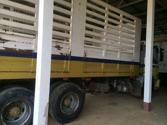 ขายรถสิบล้อฮีโน่โปรเฟียแม่ลูกเครื่อง300ดัม1500000บาท