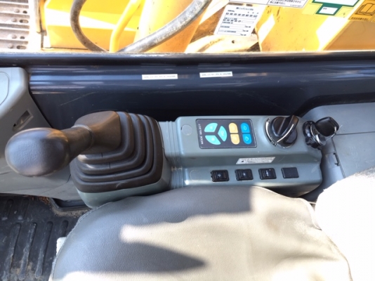 รถขุด Kobelco SK70SR-1ES นำเข้าจากญี่ปุ่น สนใจโทร. 080-6565422 (หนิง)