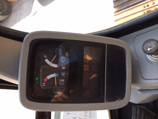 รถขุด Kobelco SK70SR-1ES นำเข้าจากญี่ปุ่น สนใจโทร. 080-6565422 (หนิง)