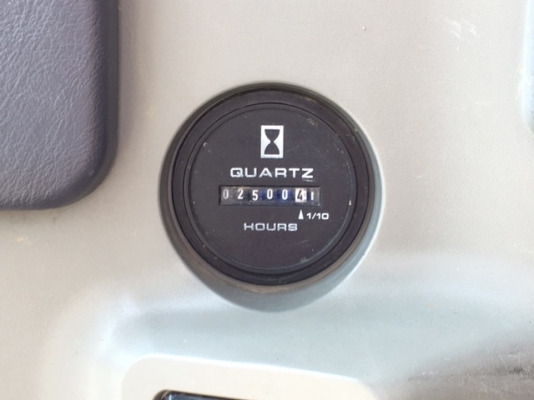 รถขุด Kobelco SK70SR-1ES นำเข้าจากญี่ปุ่น สนใจโทร. 080-6565422 (หนิง)