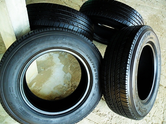 ยางกระบะ15 มิชลิน205-70-R15 ลงพื้นปลายปี14 (4เส้น4,800) ยางกระบะ15 มิชลิน205-70-R15 ลงพื้นปลายปี14 (4เส้น4,800)